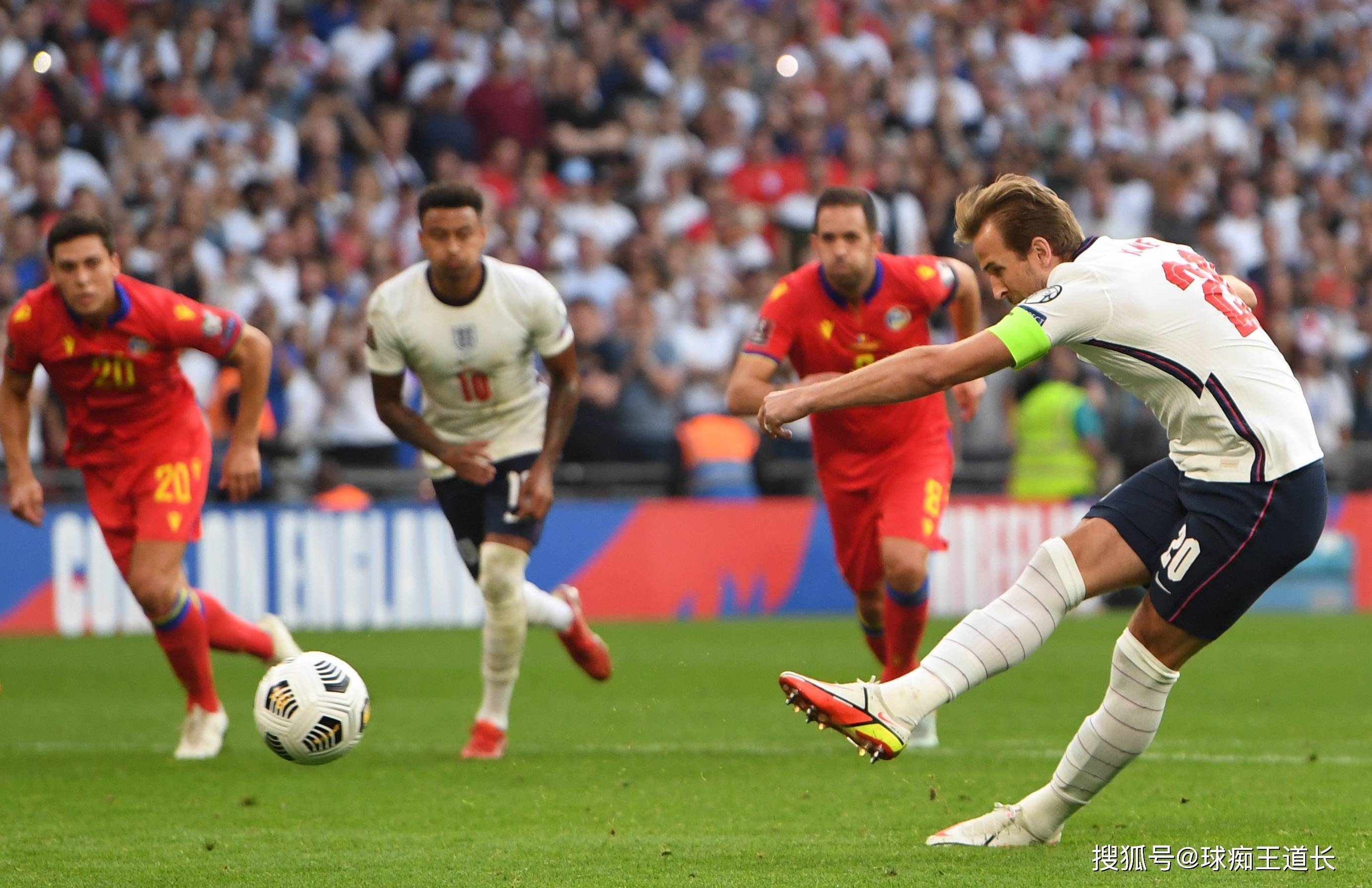 在此背景下 在此背景下