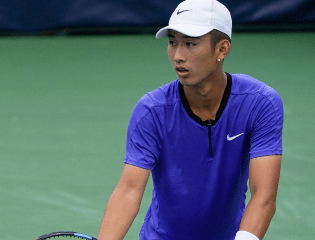 策为球队奠 策为球队奠