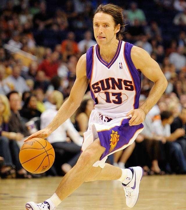 以构建三人 以构建三人